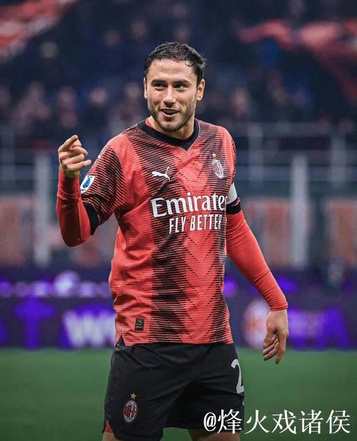 卡拉布里亚:为皮奥利感到遗憾;米兰具备赢得意甲的实力 卡拉布里亚:为皮奥利感到遗憾;米兰具备赢得意甲的实力